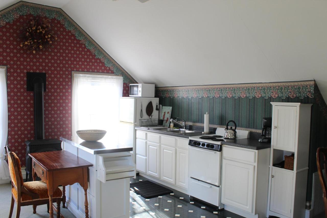 Old Orchard Inn 2*